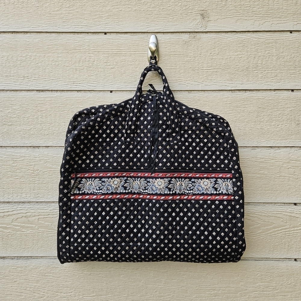 Vera Bradley quilted cotton hanging garment bag black and red medallion print